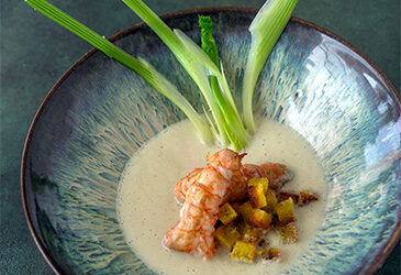 Venkelsoep met langoustines en vanille