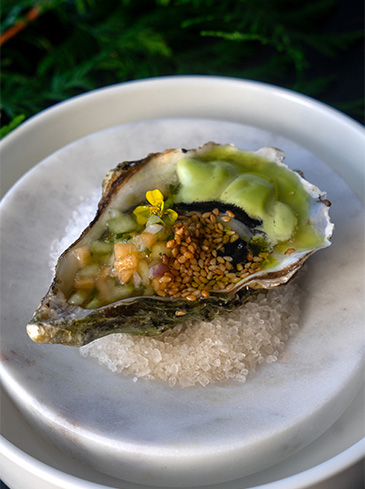 Zeeuwse oester met salade van meloen & komkommer, Thaise mayonaise